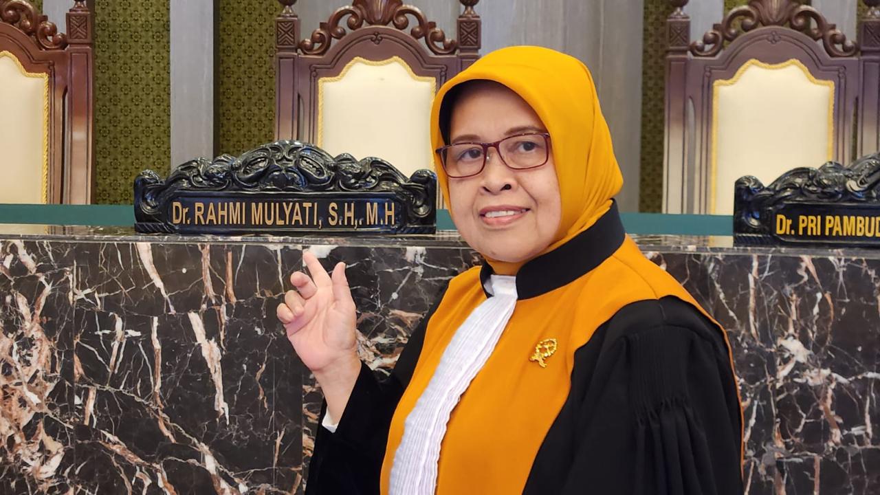 rahmi mulyati VA79N