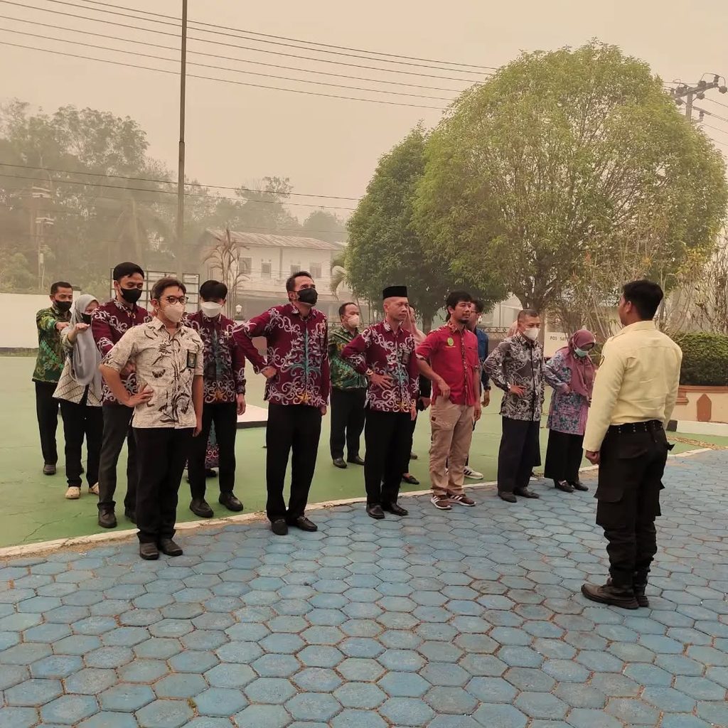 Tetap Produktif, Tetap Aman, Ditengah Kepungan Kabut Asap Karhutla.  I (9/10/2026)