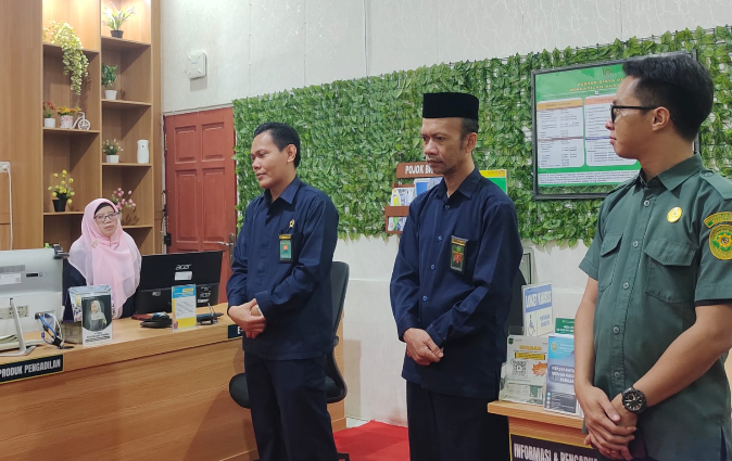 Briefing Pagi PA Buntok: Luruskan Niat, Berikan Pelayanan Prima  I  (6/10/2026)