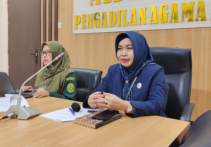 Sekretaris PA Buntok dan Staf Mengikuti Zoom Pelatihan Penyelenggaraan SAKIP di Lingkungan Mahkamah Agung  I (7/10/2026)
