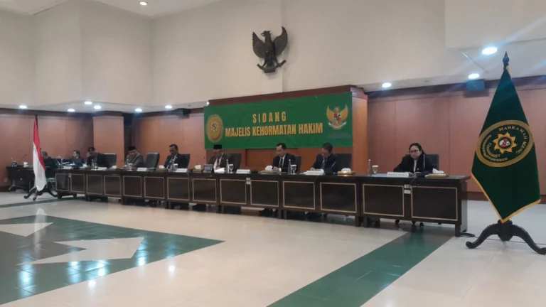 MKH sebagai Forum Pembelaan Diri bagi Hakim